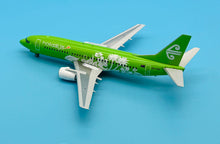 Load image into Gallery viewer, JC Wings 1/200 Air New Zealand Boeing 737-300 Holidays ZK-FRE
