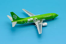 Load image into Gallery viewer, JC Wings 1/200 Air New Zealand Boeing 737-300 Holidays ZK-FRE
