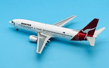 Load image into Gallery viewer, JC Wings 1/200 Qantas Airways Boeing 737-400 75 years VH-TJW
