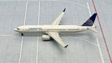 Load image into Gallery viewer, Gemini Jets 1/400 Copa Airlines Boeing 737 MAX 9 HP-9907CMP

