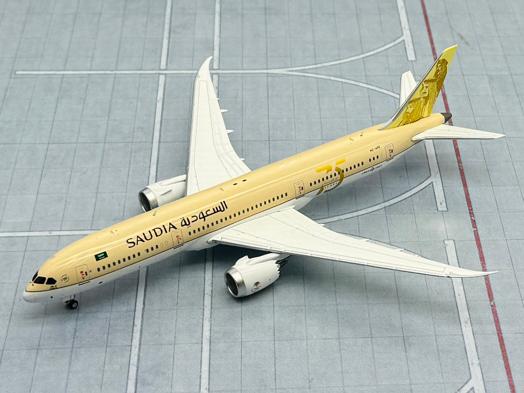 JC Wings 1/400 Saudi Arabian Airlines Boeing 787-9 75th Year HZ-ARE