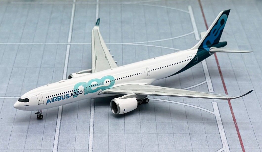 JC Wings 1/400 Airbus Industrie house colour A330 neo F-WTTN LH4114