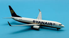 Load image into Gallery viewer, JC Wings 1/200 Ryanair Boeing 737-800 EI-EBI
