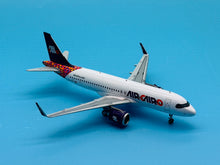 Load image into Gallery viewer, JC Wings 1/200 Air Cairo Airbus A320NEO SU-BUZ
