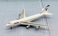Load image into Gallery viewer, Big Bird by JC Wings 1/400 Iran Air Boeing 747-100B EP-IAM
