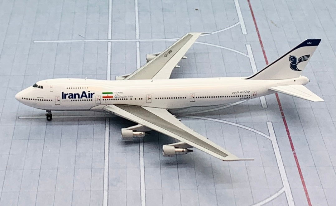 Big Bird by JC Wings 1/400 Iran Air Boeing 747-100B EP-IAM