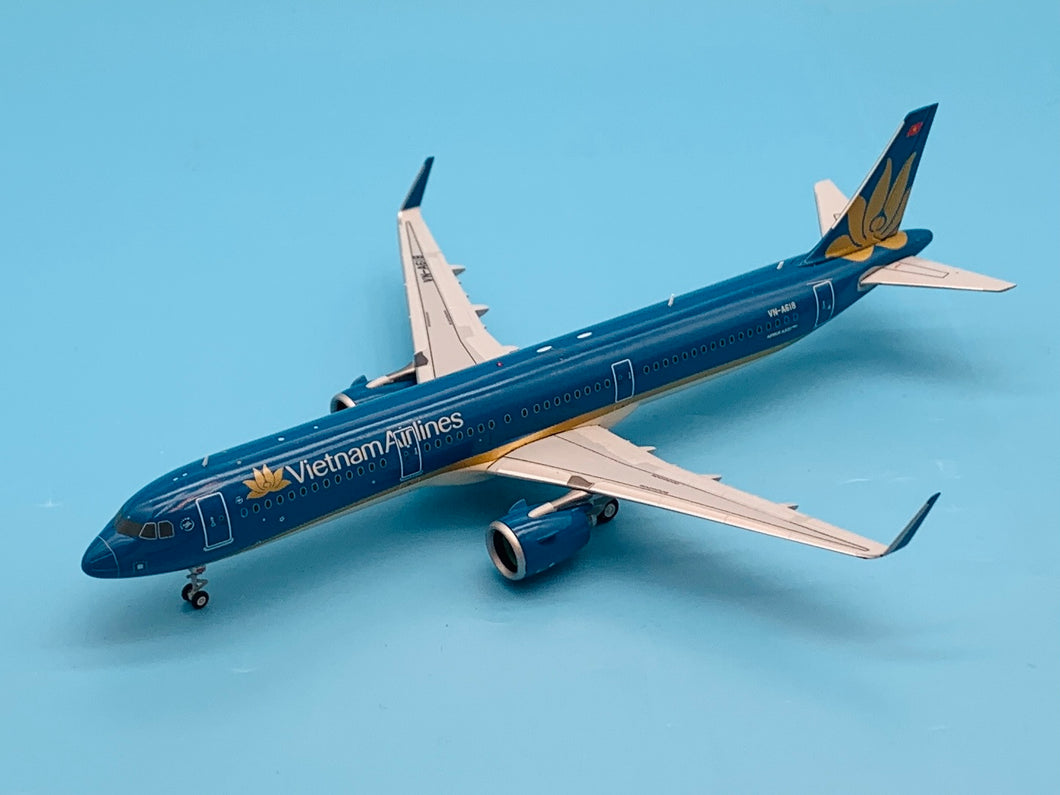 JC Wings 1/200 Vietnam Airlines Airbus A321 VN-A618