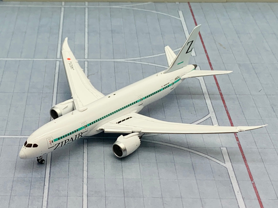 JC Wings 1/400 Zip Air Boeing 787-8 JA825J flaps down