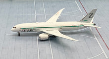 Load image into Gallery viewer, JC Wings 1/400 Zip Air Boeing 787-8 JA825J
