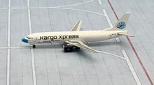 Load image into Gallery viewer, JC Wings 1/400 Kargo Xpress Boeng 737-400SF Mask Livery 9M-KXA
