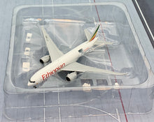 Load image into Gallery viewer, JC Wings 1/400 Ethiopian Cargo Boeing 777-200F ET-AWE Interactive Series
