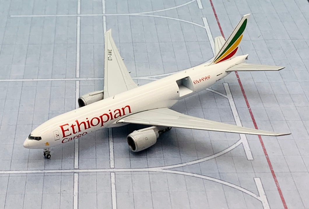 JC Wings 1/400 Ethiopian Cargo Boeing 777-200F ET-AWE Interactive Series