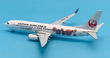 Load image into Gallery viewer, JC Wings 1/200 Japan Airlines JAL Boeing 737-800 JA329J Jōmon
