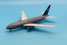 Load image into Gallery viewer, JC Wings 1/200 United Airlines Boeing 767-200 N608UA
