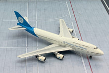 Load image into Gallery viewer, Phoenix 1/400 General Electic Boeing 747-400 N747GF
