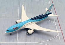 Load image into Gallery viewer, Phoenix 1/400 TUI Airways Boeing 787-8 OO-LOE
