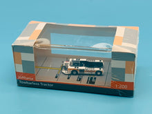 Load image into Gallery viewer, JC Wings 1/200 Lufthansa Towbarless Tractor GSE2AST105
