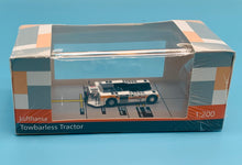 Load image into Gallery viewer, JC Wings 1/200 Lufthansa Towbarless Tractor GSE2AST105
