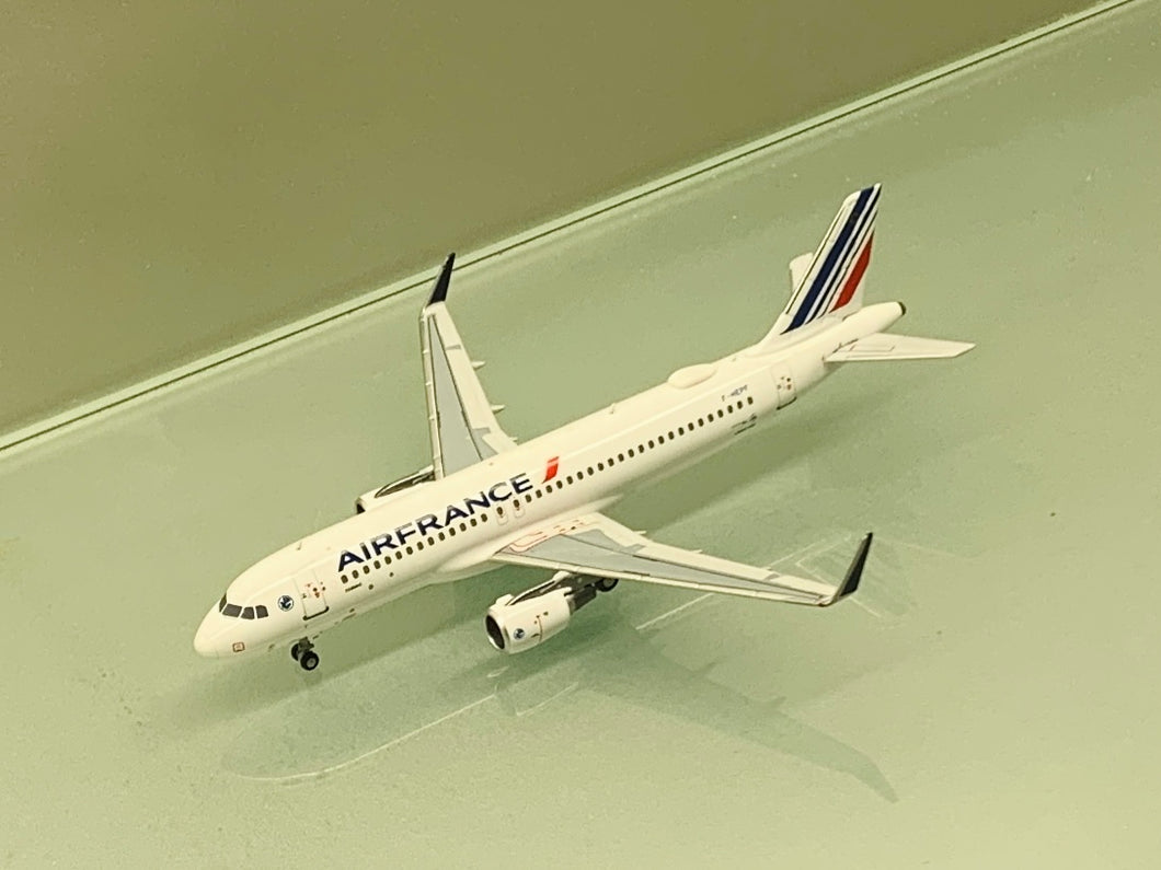 NG models 1/400 Air France Airbus A320-200 F-HEPF 15005