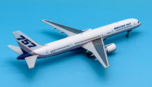 Load image into Gallery viewer, JC Wings 1/200 Boeing 757-200 House Colour N757A
