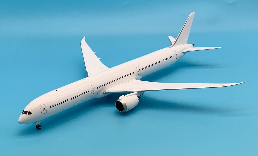 JC Wings 1/200 Boeing 787-10 plain white blank BK2002