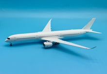 Load image into Gallery viewer, JC Wings 1/200 Airbus A350-1000 plain white blank LH2198
