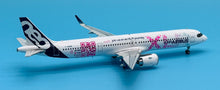 Load image into Gallery viewer, JC Wings 1/200 Airbus Industrie A321neo House Colour F-WWAB LH2438
