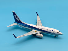 Load image into Gallery viewer, JC Wings 1/200 All Nippon Airways ANA Boeing 737-700 JA03AN
