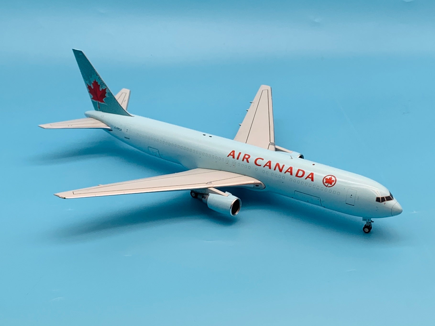 JC Wings 1/200 Air Canada Cargo Boeing 767-300BCF C-FPCA