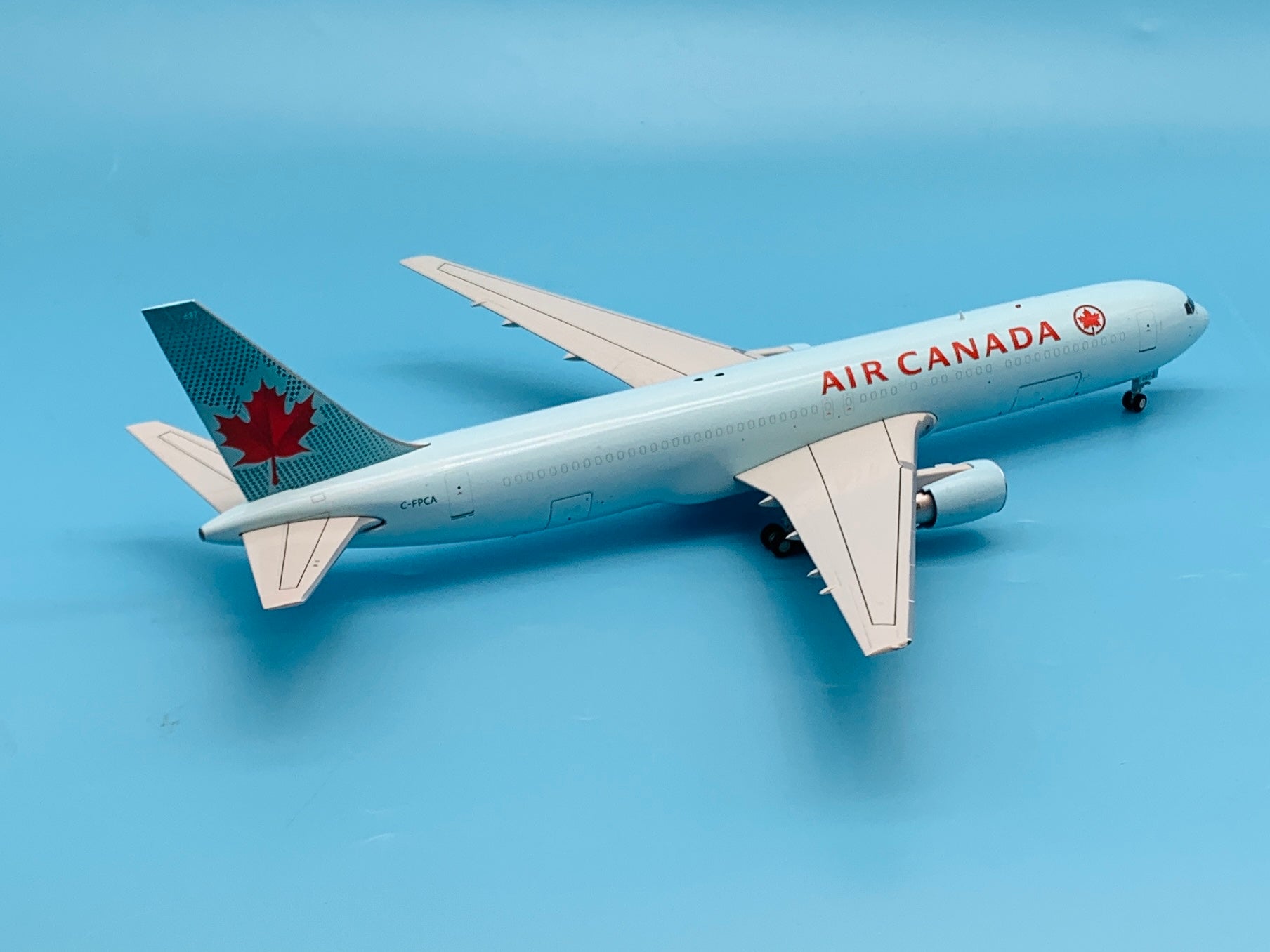 JC Wings 1/200 Air Canada Cargo Boeing 767-300BCF C-FPCA