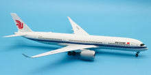 Load image into Gallery viewer, JC Wings 1/200 Air China Airbus A350-900 B-1086 XX2063
