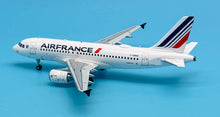 Load image into Gallery viewer, JC Wings 1/200 Air France Airbus A319 Large Titles F-GRXK

