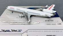 Load image into Gallery viewer, JC Wings 1/200 Avianca Colombia McDonnell Douglas MD-11 Polished N278WA
