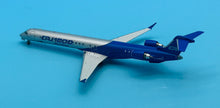 Load image into Gallery viewer, JC Wings 1/200 Bombardier CRJ-1000ER NextGen House Colour C-FNXG
