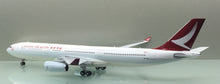 Load image into Gallery viewer, JC Wings 1/200 Cathay Dragon Airbus A330-300 B-HYG
