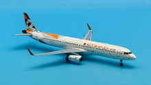 Load image into Gallery viewer, JC Wings 1/200 Etihad Airways Airbus A321 A6-AEE
