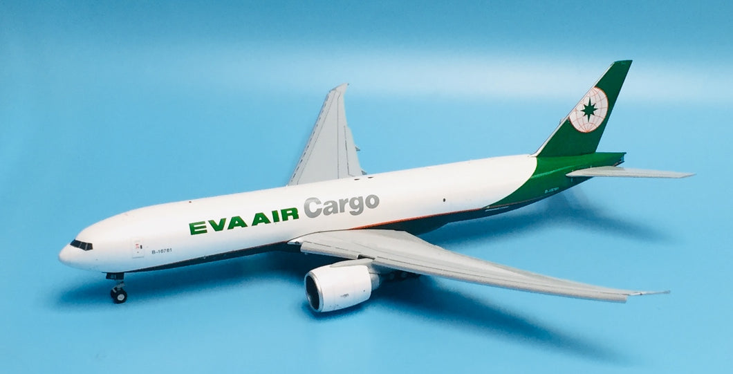 JC Wings 1/200 Eva Air Cargo Boeing 777-200F B-16781 flaps down XX2039A