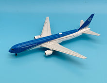 Load image into Gallery viewer, JC Wings 1/200 Israeli Government Boeing 767-300 4X-ISR XX20116
