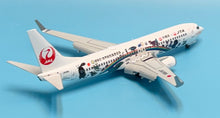 Load image into Gallery viewer, JC Wings 1/200 Japan TransOcean Air Boeing 737-800 Amami &amp; Ryukyu Flaps Downs JA11RK
