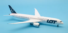Load image into Gallery viewer, JC Wings 1/200 LOT Polish Airlines Boeing 787-9 SP-LSA XX2136
