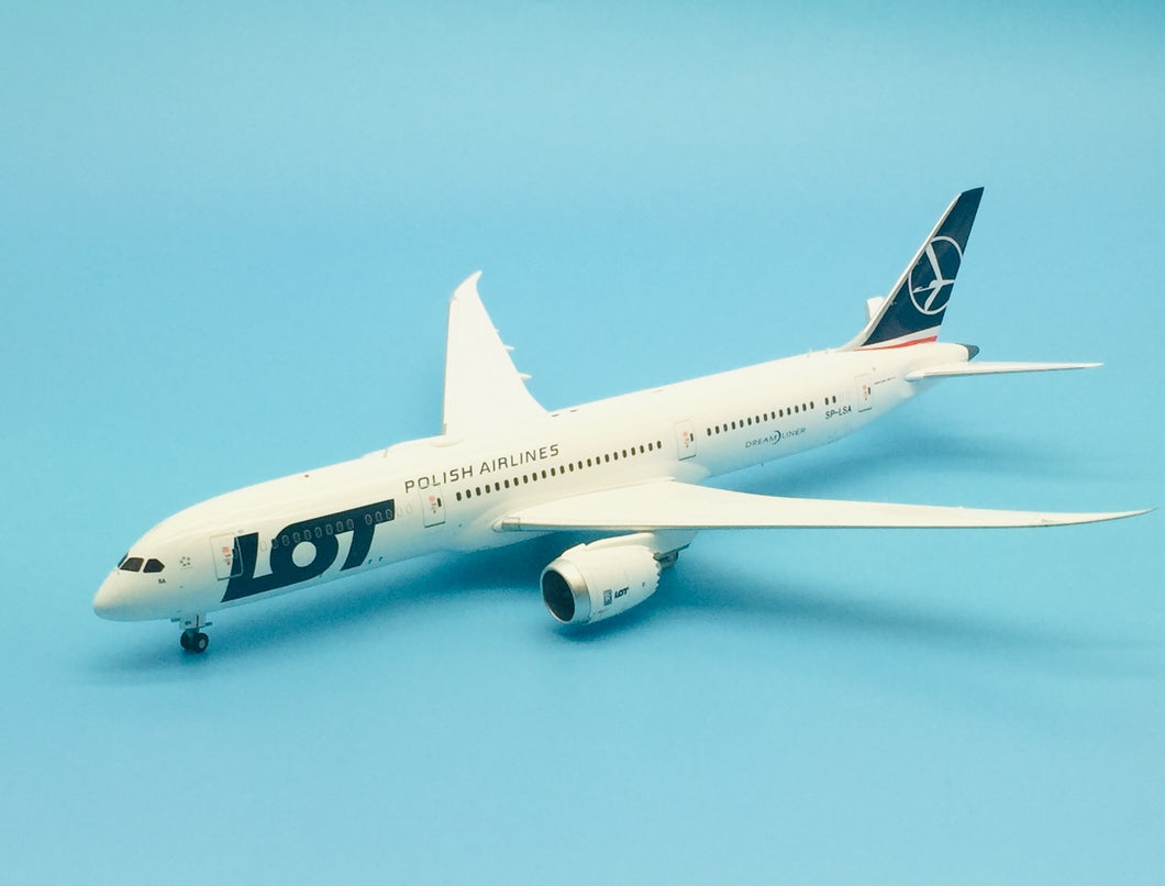 JC Wings 1/200 LOT Polish Airlines Boeing 787-9 SP-LSA XX2136