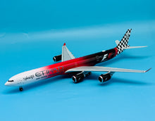 Load image into Gallery viewer, JC Wings 1/200 Etihad Airways Airbus A340-600 Formula 1 A6-EHJ 2017
