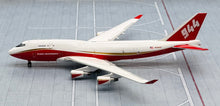 Load image into Gallery viewer, JC Wings 1/400 Global Supertanker Service Boeing 747-400BCF N744ST
