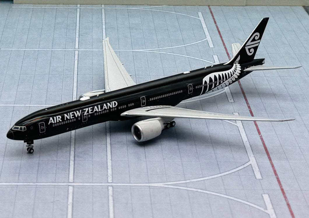 JC Wings 1/400 Air New Zealand Boeing 777-300ER All Blacks ZK-OKQ