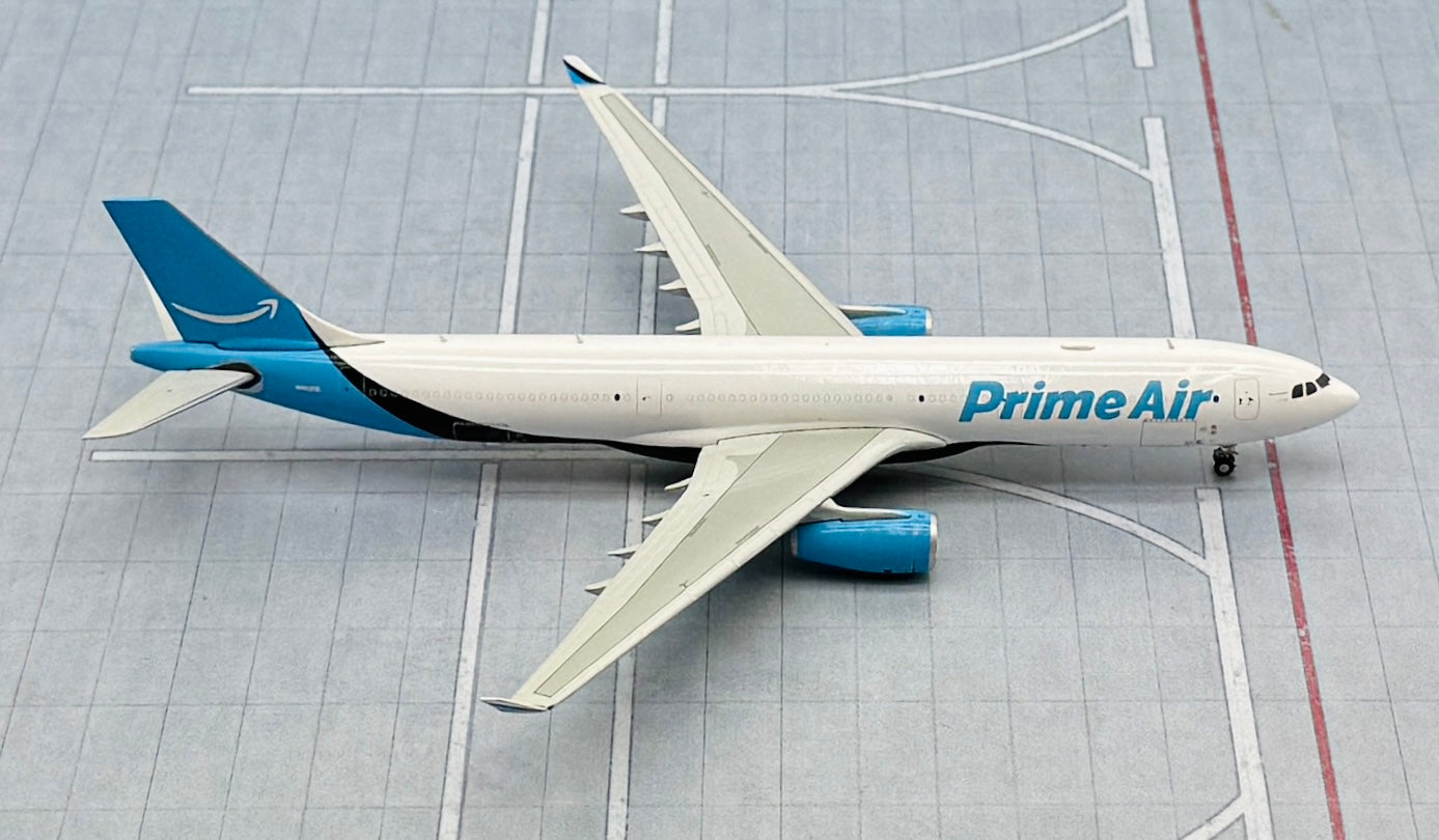アマゾン Prime Air A330-300 P2F 貨物機 1/400 アマゾン Prime Air A330-300 P2F 貨物機 1/400 - メルカリ
