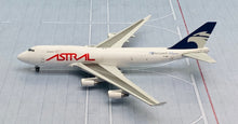 Load image into Gallery viewer, JC Wings 1/400 Astral Aviation Boeing 747-400F(SCD) TF-AMM
