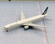 Load image into Gallery viewer, JC Wings 1/400 Cathay Pacific Boeing 777-300 B-HNS flaps down EW4773002A
