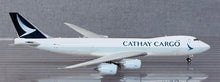 Load image into Gallery viewer, JC Wings 1/400 Cathay Pacific Cargo Boeing 747-8F B-LJK
