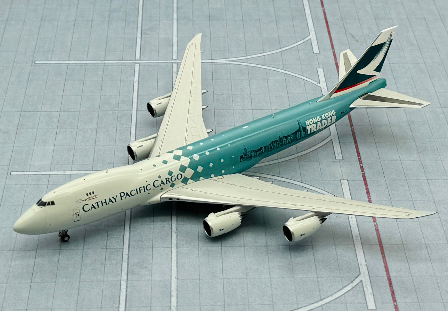 JC Wings 1/400 Cathay Pacific Cargo Boeing 747-8F Hong Kong Trader