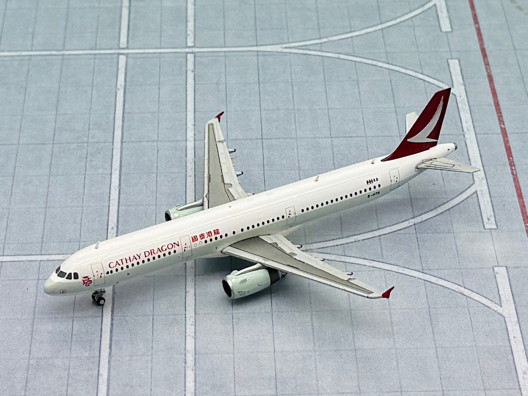 超レア 美品 ドラゴン1/400   E-6B MERCURY   金属製飛行機 超レア 美品 ドラゴン1/400 E-6B MERCURY 金属製飛行機